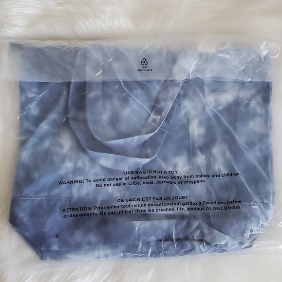 💕PINK VICTORIA'S SECRET TOTE - Picture 3 of 4